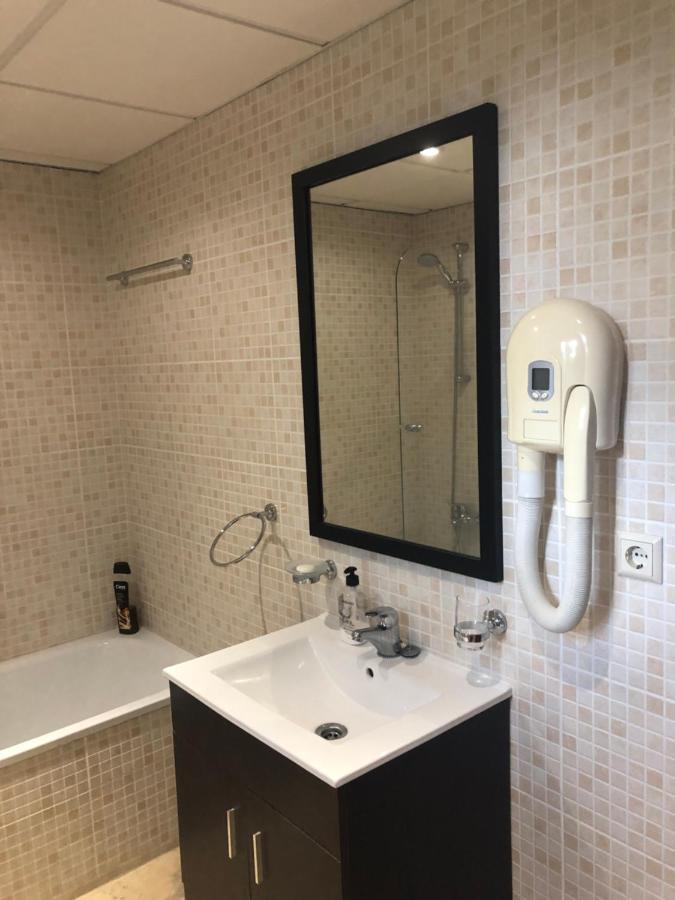 Fantastico Apartamento Con Vistas Al Mar Zona Club La Costa Castillo Fuengirola Luaran gambar