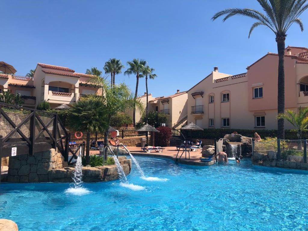 Fantastico Apartamento Con Vistas Al Mar Zona Club La Costa Castillo Fuengirola Luaran gambar