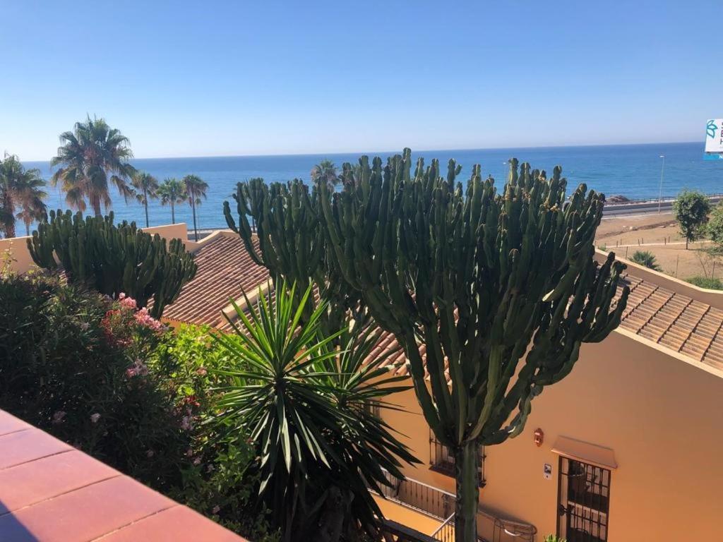 Fantastico Apartamento Con Vistas Al Mar Zona Club La Costa Castillo Fuengirola Luaran gambar
