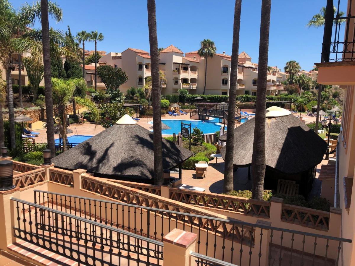 Fantastico Apartamento Con Vistas Al Mar Zona Club La Costa Castillo Fuengirola Luaran gambar