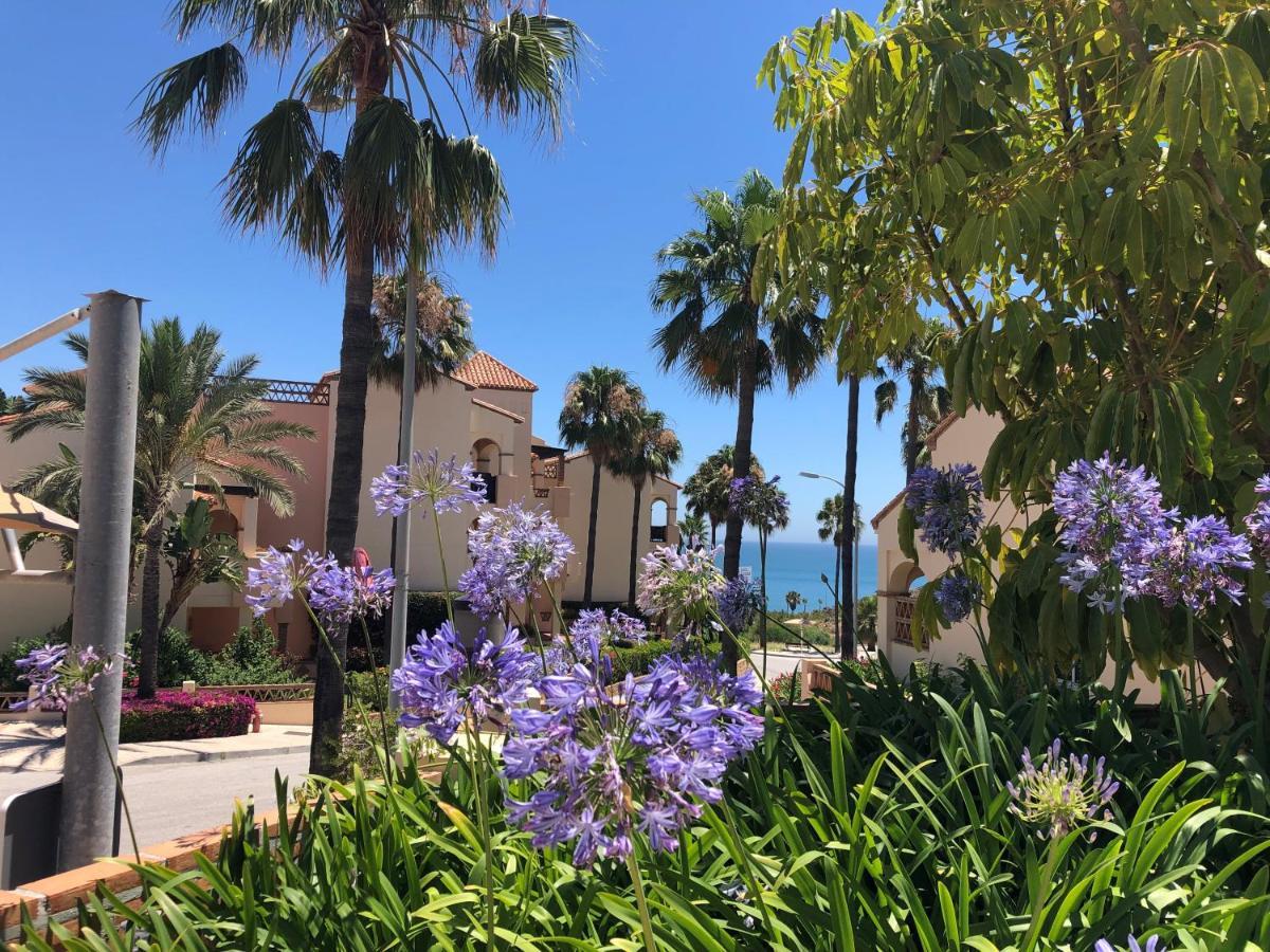 Fantastico Apartamento Con Vistas Al Mar Zona Club La Costa Castillo Fuengirola Luaran gambar