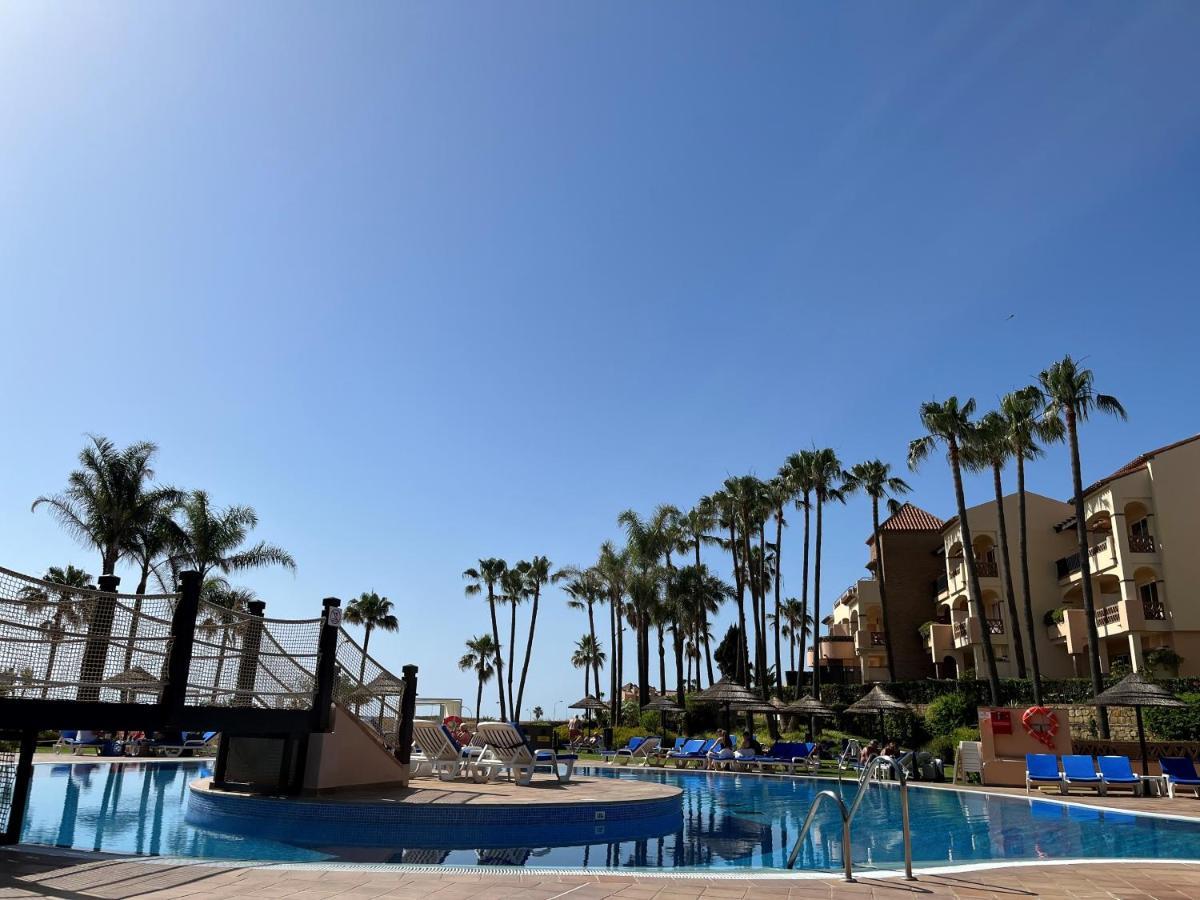 Fantastico Apartamento Con Vistas Al Mar Zona Club La Costa Castillo Fuengirola Luaran gambar