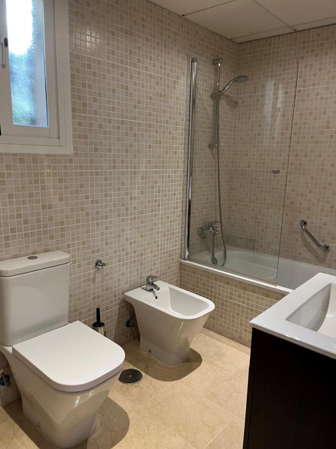 Fantastico Apartamento Con Vistas Al Mar Zona Club La Costa Castillo Fuengirola Luaran gambar
