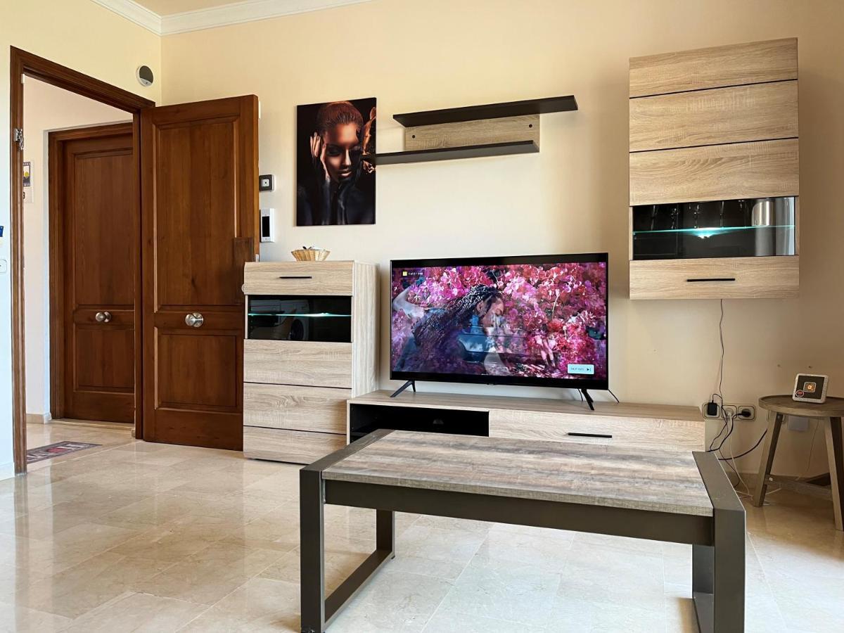 Fantastico Apartamento Con Vistas Al Mar Zona Club La Costa Castillo Fuengirola Luaran gambar