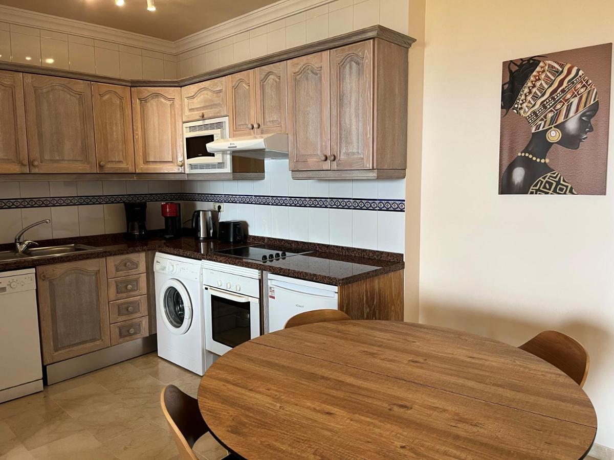 Fantastico Apartamento Con Vistas Al Mar Zona Club La Costa Castillo Fuengirola Luaran gambar